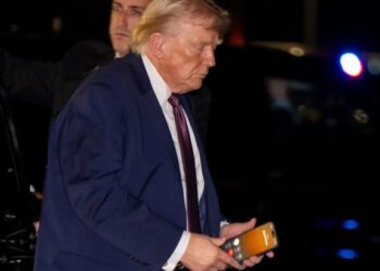 U.S. pursues another tanker skirting Venezuela sanctions as GOP senator calls seizures a ‘provocation and a prelude to war’