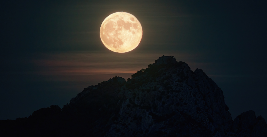 What Last Week’s Full Moon Did to Every Zodiac Sign’s Love Life