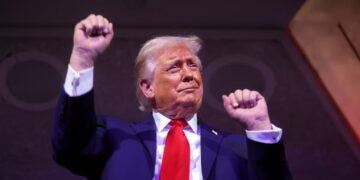 ‘60 Minutes’ Staff Threaten to Quit Over Pro-Trump Censorship