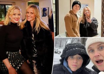 Reese Witherspoon’s lookalike kids are all grown up in ‘merry’ holiday photos