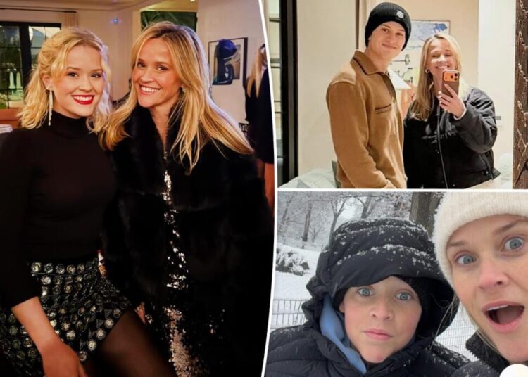 Reese Witherspoon’s lookalike kids are all grown up in ‘merry’ holiday photos