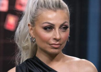 Former U.S. Secret Service agent says bringing your authentic self to work stifles teamwork: ‘You don’t get high performers, you get sloppiness’