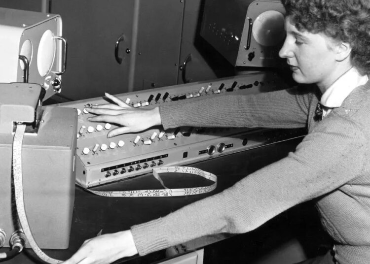 The AI History That Explains Fears of a Bubble