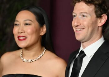 Billionaire philanthropy’s growing divide: Mark Zuckerberg stops funding immigration reform as Mackenzie Scott doubles down on DEI