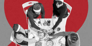 Therapists Are Begging You Not to Ask These 10 Questions This Holiday Season