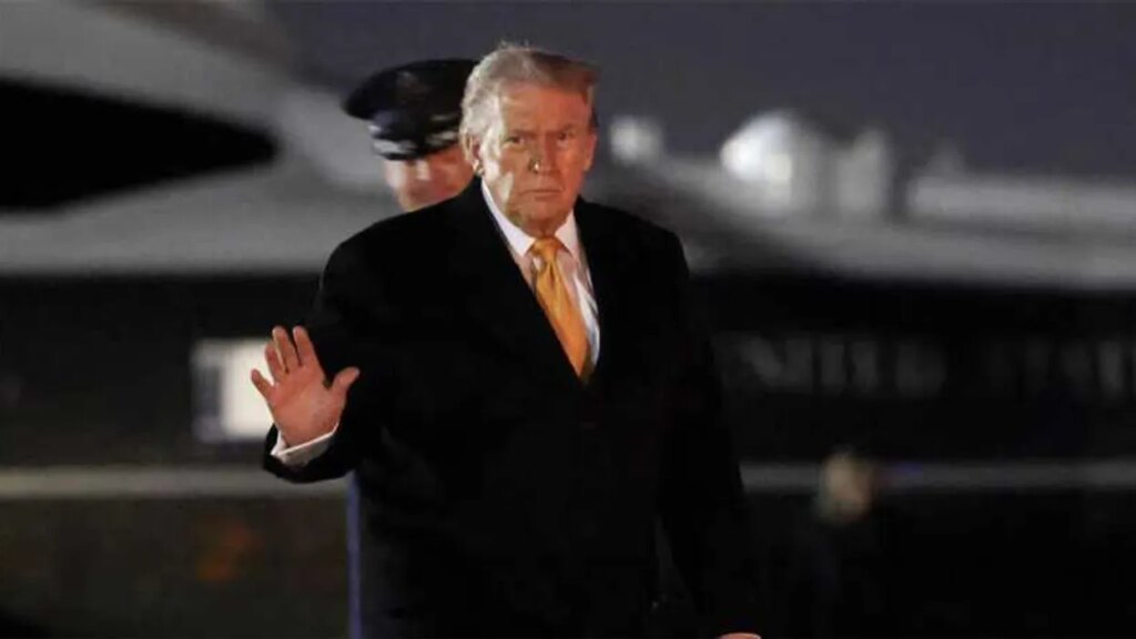 ‘Deeply embarrassing’ Trump letter ‘raises all sort of questions’: Morning Joe hosts