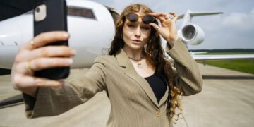 There are more self-made billionaires under 30 than ever before—11 of them have made the ultra-wealthy club in the last 3 months thanks to AI