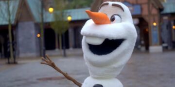 Disney’s Robot Olaf Is a Straight Up Nightmare