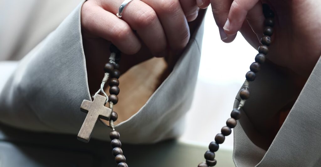 What I Lost When I Gave Up My Catholicism