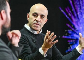 CEO of a $134 billion software giant blasts companies with billions in funding but zero revenue: ‘That’s clearly a bubble, right… it’s, like, insane’