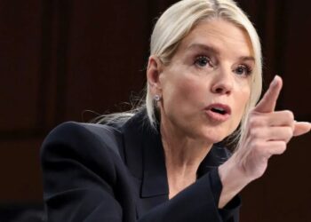 ‘You dope!’ DOJ insults critic’s intelligence in snippy retort to Epstein question