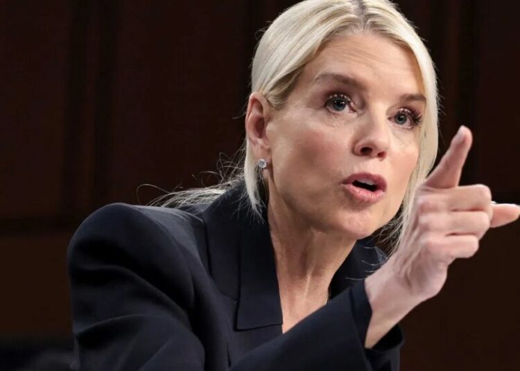 ‘You dope!’ DOJ insults critic’s intelligence in snippy retort to Epstein question