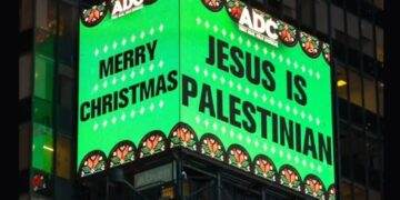 Inflammatory Times Square billboard proclaiming ‘Jesus is Palestinian’ slammed by holiday tourists: ‘A divisive message’