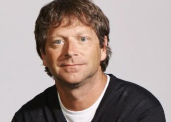 From Kohl’s CEO ousting to Kroger chief’s sudden resignation, 2025 a tumultuous year for the C-suite. Here are the 5 most dramatic exits this year