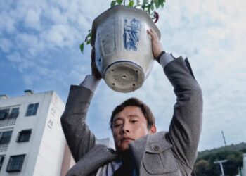 No Other Choice Fails to Capture the Downsides of Downsizing