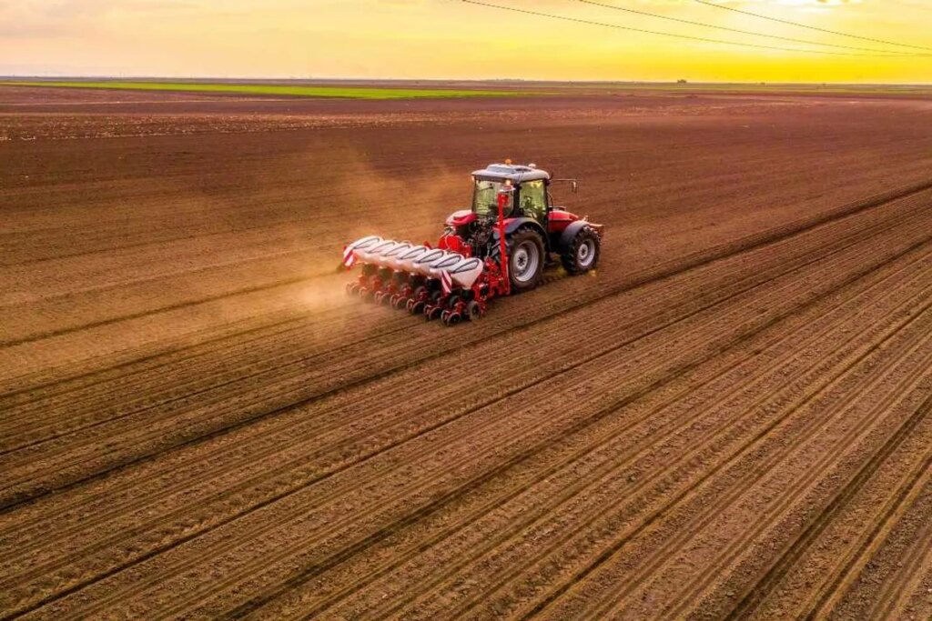 Tariff-ravaged farmers exhausted with Trump using them as ‘pawns’: report