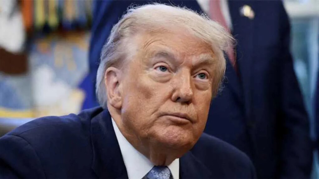 Two late Trump court defeats ‘could make a big difference in 2026’: analyst