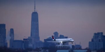Thousands of Flights Delayed as Winter Storm Sweeps the U.S.