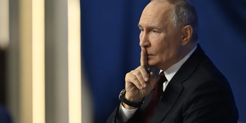 Russian official warns a banking crisis is possible amid nonpayments. ‘I don’t want to think about a continuation of the war or an escalation’