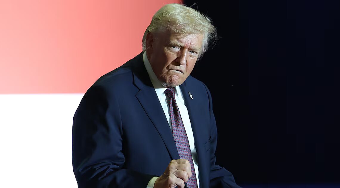 Fox Host Trots Out Bonkers Reason for Trump’s Abysmal Approval Ratings