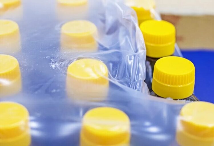 Feel Free customers say the kratom drink is making them sick. Toothless FDA rules on dietary supplements are helping it remain a bestseller