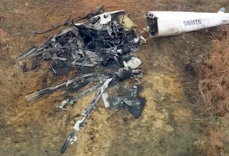 Midair helicopter crash in New Jersey leaves one dead and another critically injured