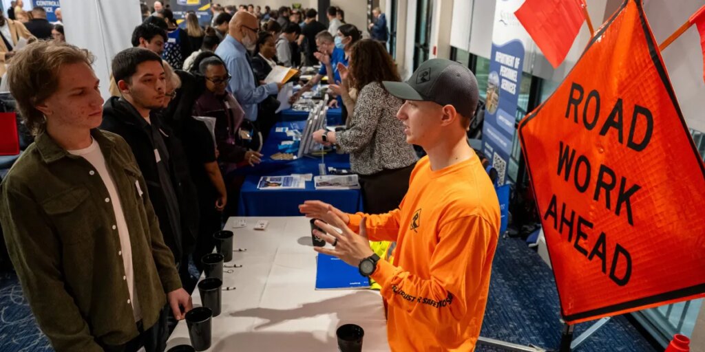 The job market in 2026 will suffer from ‘uncomfortably slow growth’ in the first half but reverse higher later in the year, JPMorgan says