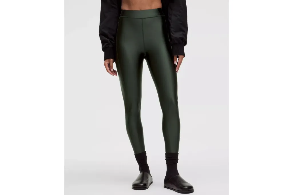 A woman in a pair of leggings.