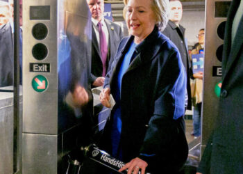 New York City finally joins London, Singapore and other world-class cities with a tap-only subway system