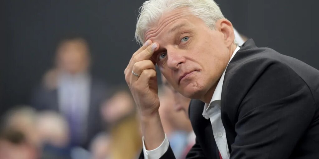 Former Russian banking billionaire says an Instagram post cost him $9 billion: His company was sold for 3% of its value in ‘hostage’ situation