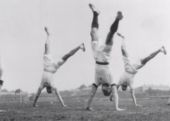 New Year’s Resolutions Should Be Communal