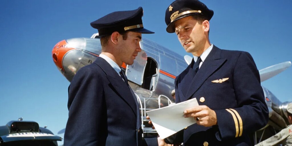 American Airlines pilot’s pay stub shows surprisingly ‘elite money,’ with $458,000 in year-to-date compensation