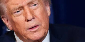 Analyst says Trump scammers targeted his grandmother — and it says a lot