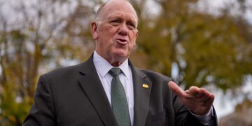 Top Trump Aide Was Shielded From Normal Vetting During Bribery Probe