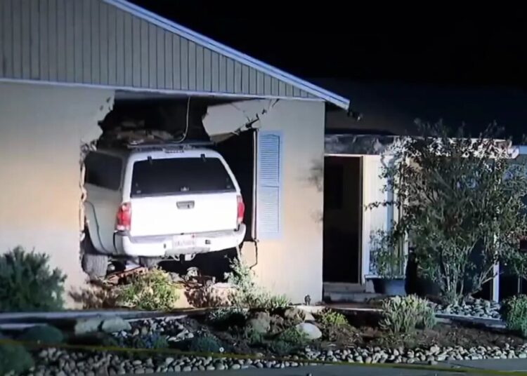 Wife dead after estranged husband allegedly rams truck through San Diego home: cops