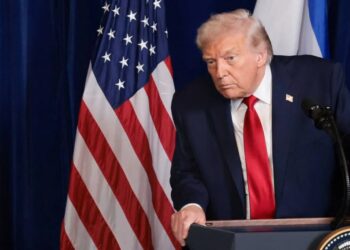 Trump forced to retreat in bid to wrest control of blue state’s National Guard