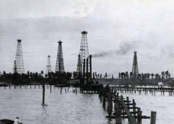 Trump’s Claim That Venezuela ‘Stole’ U.S. Oil Fields Touches Nationalist Nerve