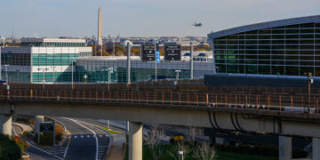 Senate Passes Air Safety Measure, Reversing Provision in Defense Bill