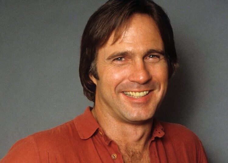 Gil Gerard, Star of ‘Buck Rogers,’ Dies at 82