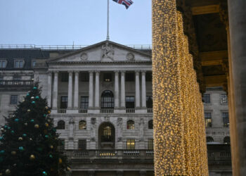 Interest Rate Cut and Slower Inflation Offer Britons a Reprieve