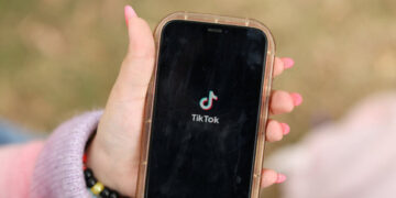 TikTok Signs Agreements With Investors in Step Toward Avoiding a U.S. Ban