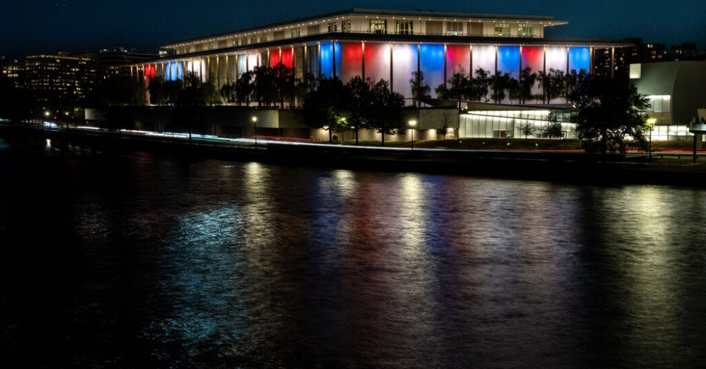 Trump and His Loyalists Move to Name the Kennedy Center for Him