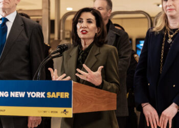 N.Y.C. Subway Crime Is Down, Hochul Says, Rebutting Trump Officials