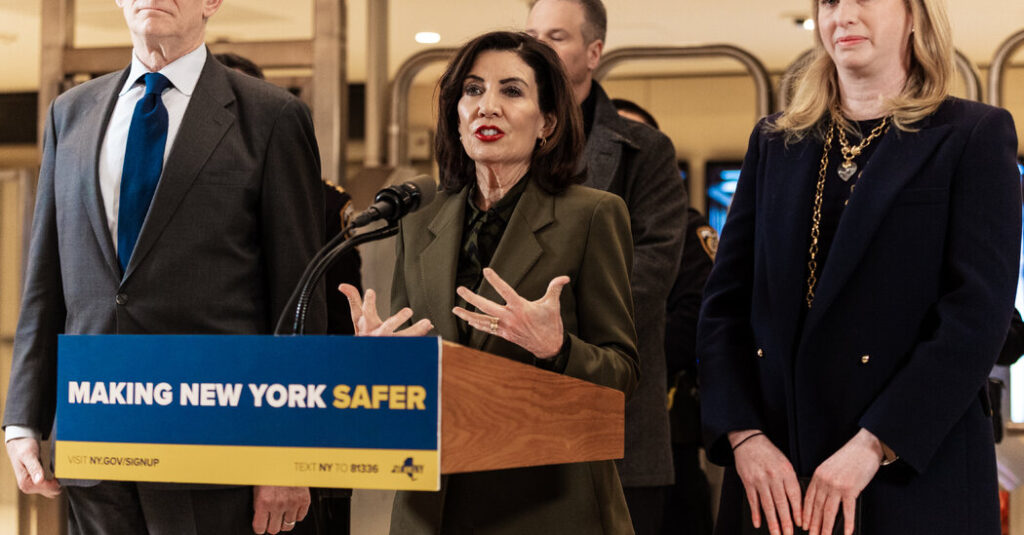 N.Y.C. Subway Crime Is Down, Hochul Says, Rebutting Trump Officials