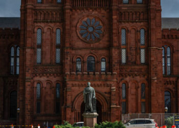 White House Chides Smithsonian for Delayed Turnover of Records on Programming