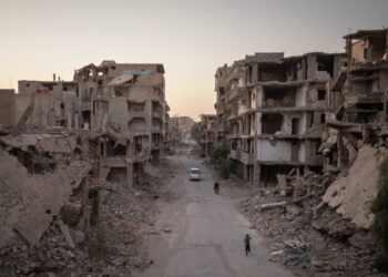 Trump Signs Law Repealing Tough Sanctions on Syria