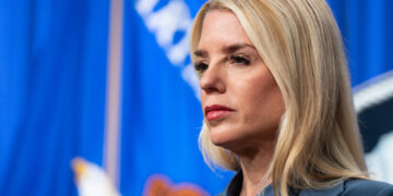 Mangione’s Lawyers Take Issue With Bondi’s Ties to UnitedHealthcare