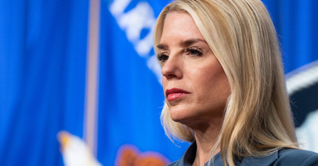 Mangione’s Lawyers Take Issue With Bondi’s Ties to UnitedHealthcare