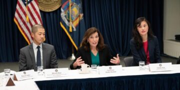 Michael Goodwin: ‘Obedient’ NY Gov. Kathy Hochul lacking in confidence to lead and passes the buck on big decisions