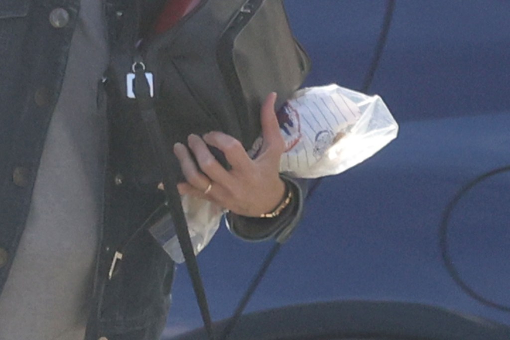 Gloria Chapman's wedding ring